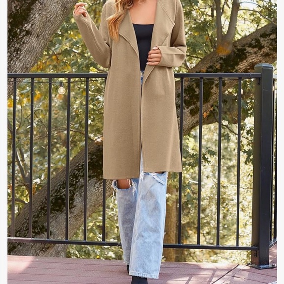 Beautiful Chic Tan Open Front Long Coat - Picture 2 of 5